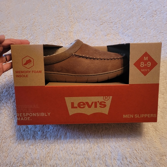 Levi's Men's Tan Slip-On Loafers, Size 8-9 - Picture 1 of 4